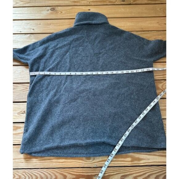 Garnet Hill Women’s Turtleneck Pocket Sweater Size Large Gray - Picture 7 of 8